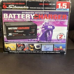Schumacher Black Battery Car Charger